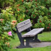 Jak stworzyć komfortową strefę wypoczynkową w ogrodzie?